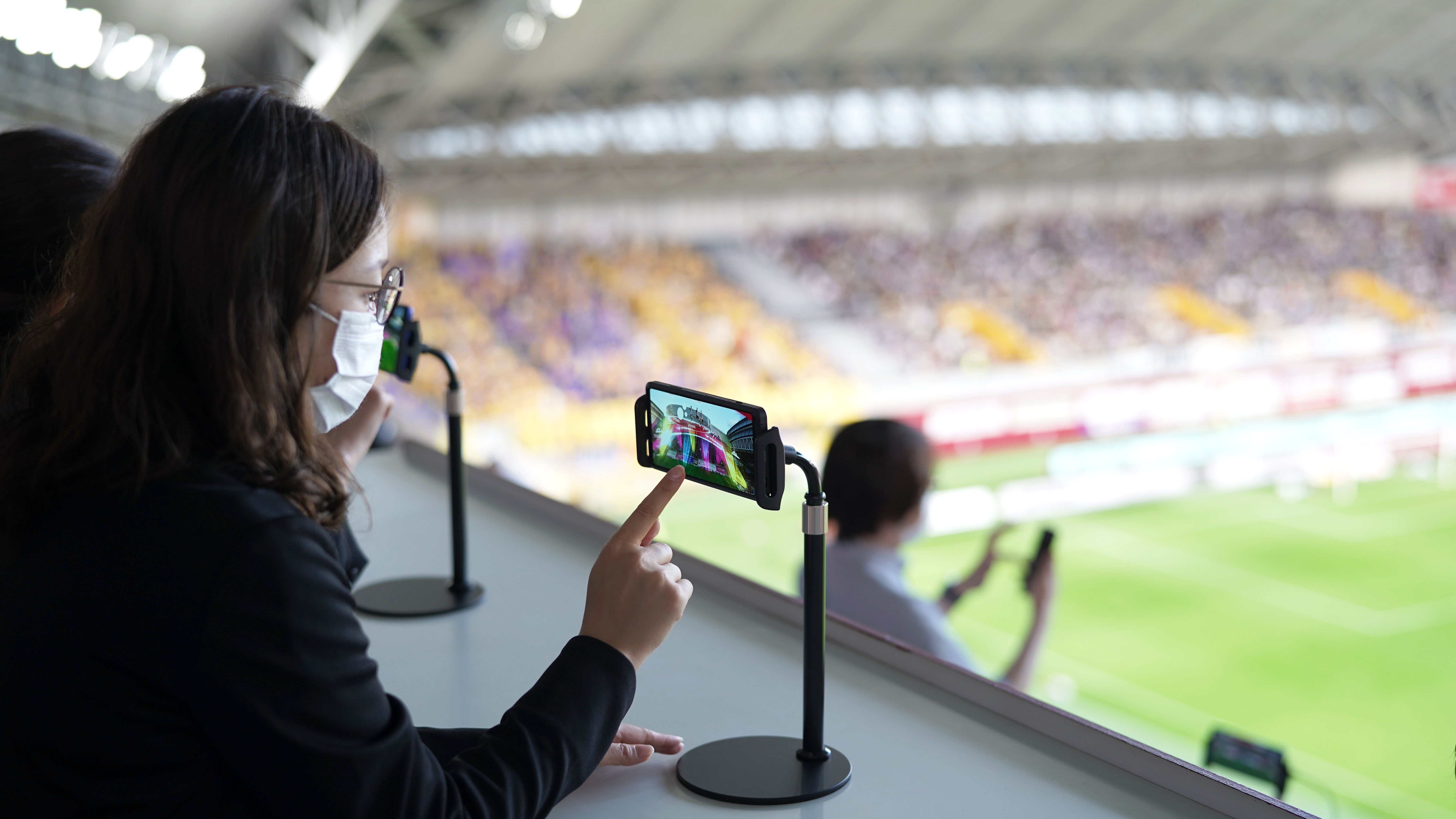 01_PoC_1 Rakuten Stadium AR experience with 5G and Immersal visual positioning system